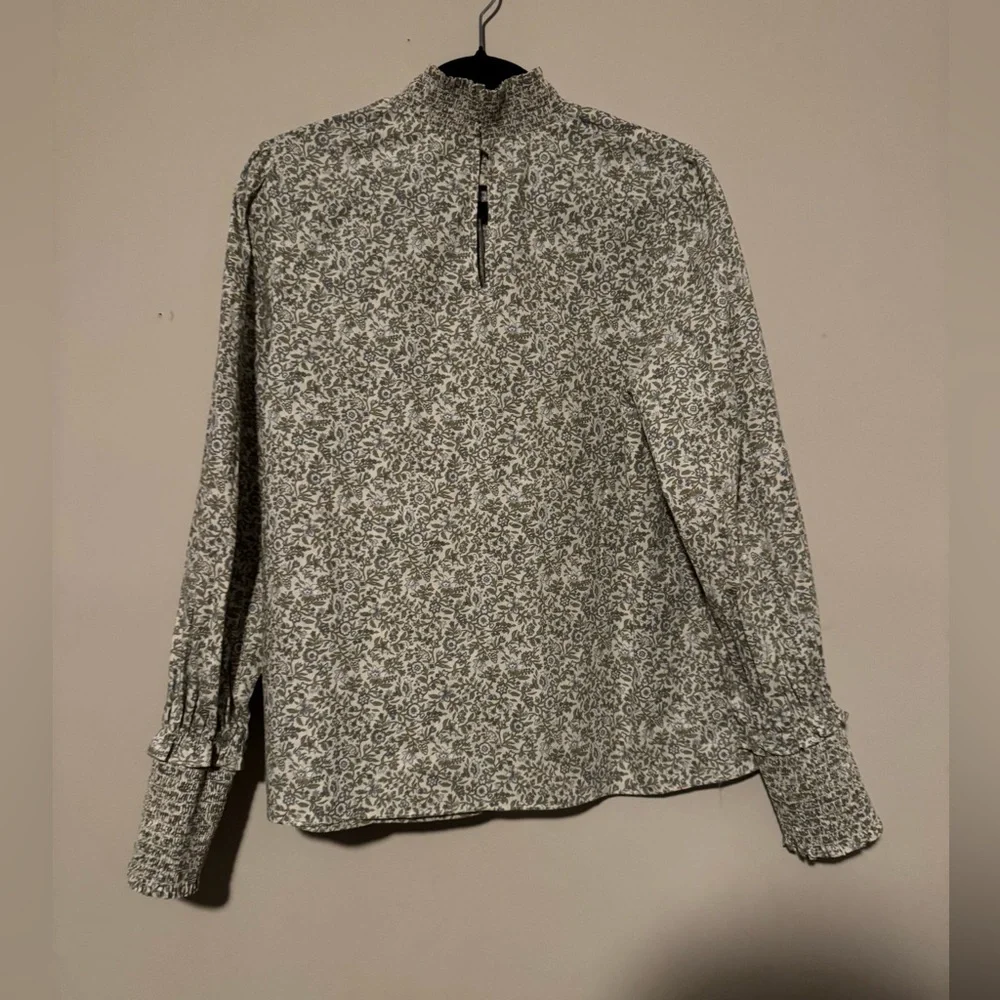 EUC Tuckernuck Hyacinth House Floral Smocked-Neck Long Sleeve Blouse 100% Cotton - Picture 6 of 14